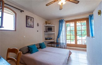 Foto 3 - Appartamento con 2 camere da letto a Cavalaire-sur-Mer con terrazza e vista mare