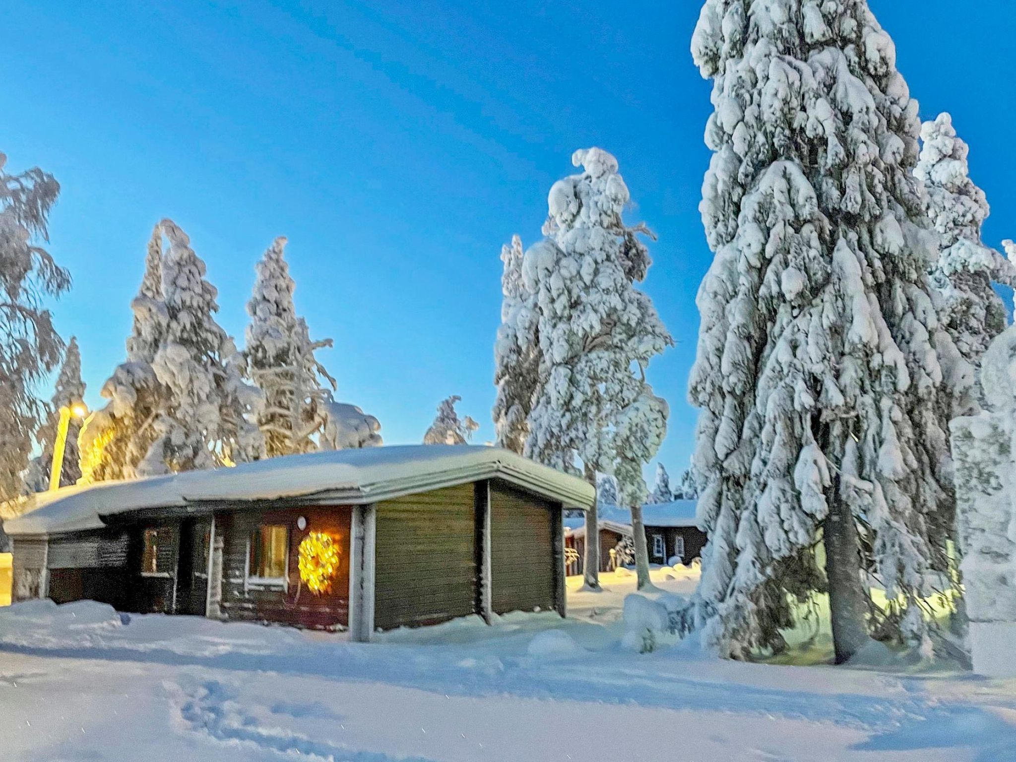 Foto 2 - Casa de 3 habitaciones en Kuusamo con sauna y vistas a la montaña