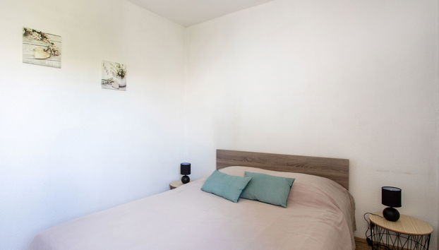 Apartment mit 2 Schlafzimmern in Saint-Laurent-du-Var mit garten und terrasse - Foto 4