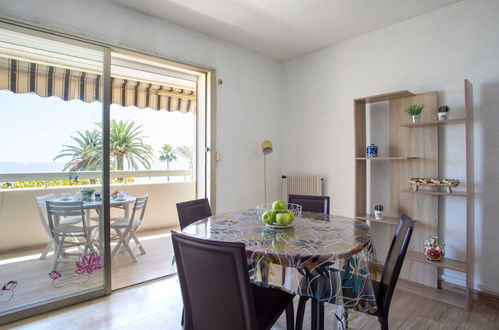 Photo 9 - 1 bedroom Apartment in Saint-Laurent-du-Var with terrace and sea view