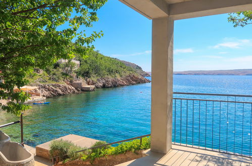 Foto 6 - Apartamento de 2 quartos em Senj com terraço e vistas do mar