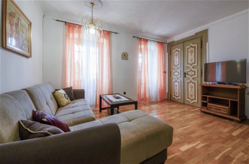 Foto 8 - Appartamento con 2 camere da letto a Lovran con terrazza e vista mare