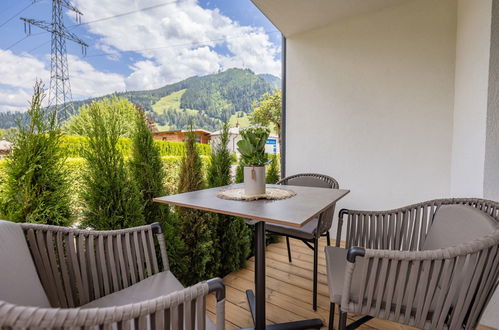 Photo 2 - Appartement de 1 chambre à Bruck an der Großglocknerstraße avec jardin et vues sur la montagne