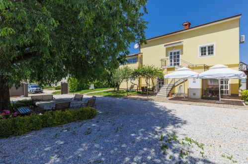 Foto 8 - Apartment mit 1 Schlafzimmer in Poreč mit garten und blick aufs meer