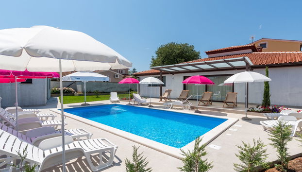 Apartment mit 2 Schlafzimmern in Poreč mit schwimmbad und garten - Foto 3
