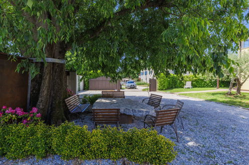 Photo 10 - 1 bedroom Apartment in Poreč with garden and sea view