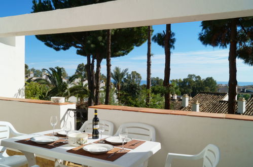 Photo 2 - 3 bedroom Apartment in Mijas with swimming pool and sea view