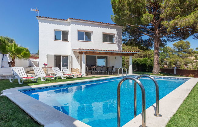 Casa de 5 quartos em Lloret de Mar com piscina privada e jardim - Foto 1