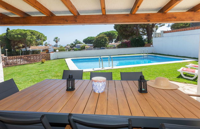 Casa de 5 quartos em Lloret de Mar com piscina privada e jardim - Foto 24