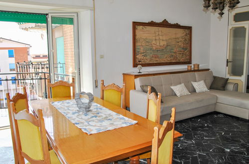 Foto 5 - Apartamento de 3 habitaciones en Sperlonga con vistas al mar