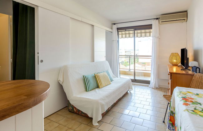 Apartamento de 1 quarto em Le Lavandou com terraço - Foto 4