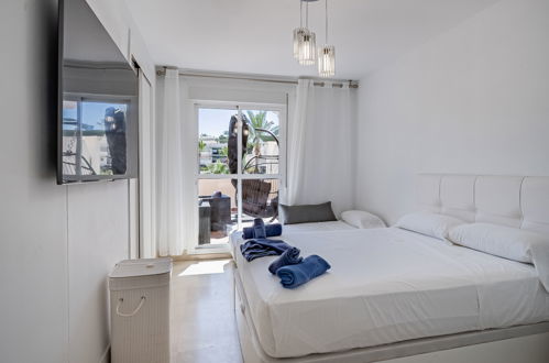 Foto 4 - Apartamento de 2 quartos em Marbella com piscina e jardim