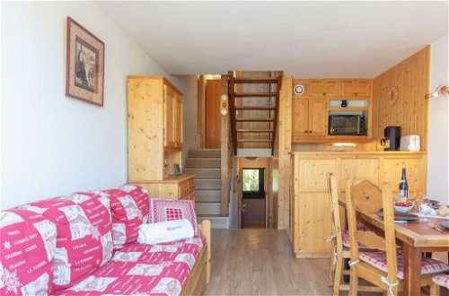 Foto 9 - Appartamento con 2 camere da letto a Les Belleville con vista sulle montagne