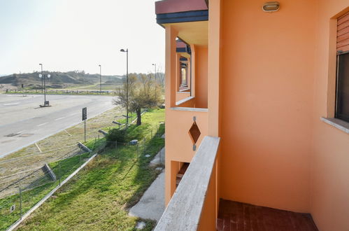 Photo 14 - 1 bedroom Apartment in Rosolina with garden and sea view