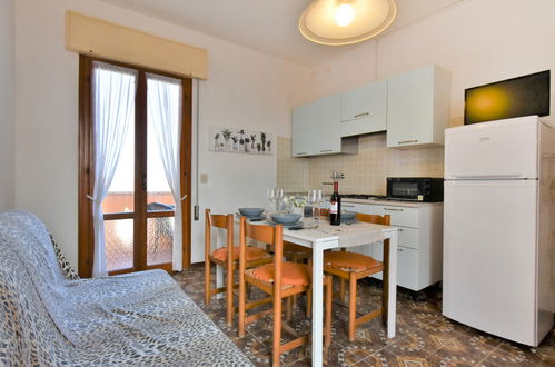 Photo 7 - 1 bedroom Apartment in Rosolina with garden