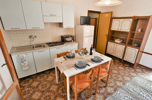 Photo 2 - 1 bedroom Apartment in Rosolina with garden