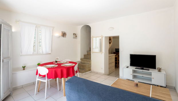 Casa de 2 quartos em Nyons com piscina e jardim - Foto 2