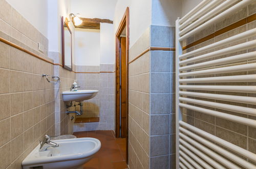 Photo 14 - 1 bedroom House in Greve in Chianti with swimming pool and garden