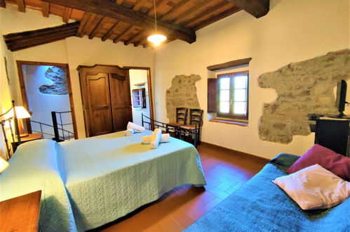 Photo 5 - Maison de 1 chambre à Greve in Chianti avec piscine et jardin