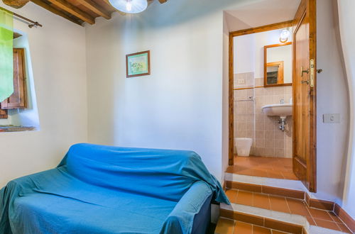 Photo 11 - 1 bedroom House in Greve in Chianti with swimming pool and garden