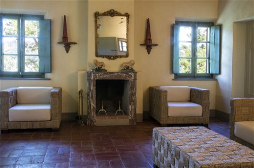 Photo 12 - 4 bedroom House in Peccioli with private pool and garden