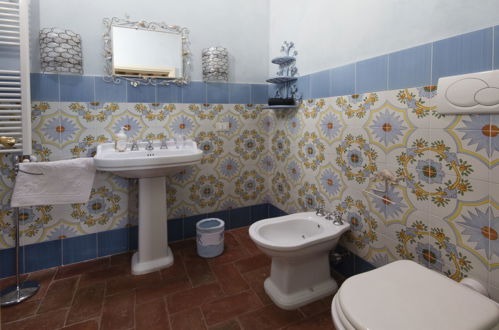 Foto 20 - Casa de 4 quartos em Peccioli com piscina privada e jardim