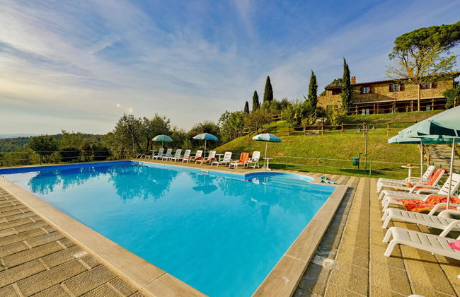 Apartamento de 2 quartos em Paciano com piscina e jardim - Foto 2