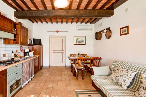 Photo 7 - 1 bedroom Apartment in Paciano with swimming pool and garden