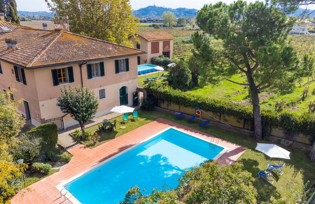 16 bedroom House in San Miniato with private pool and garden - Photo 38