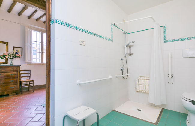 10 bedroom House in San Miniato with private pool and garden - Photo 29