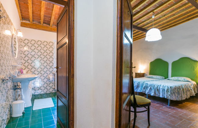 16 bedroom House in San Miniato with private pool and garden - Photo 29