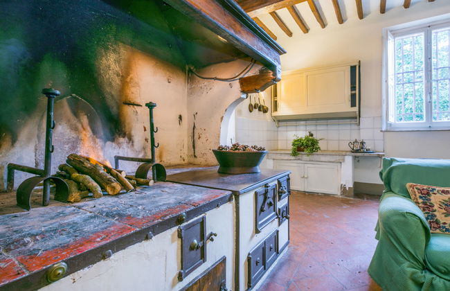 10 bedroom House in San Miniato with private pool and garden - Photo 7