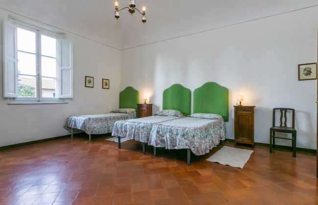 16 bedroom House in San Miniato with private pool and garden - Photo 26