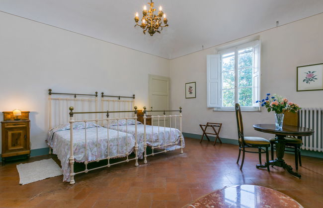 16 bedroom House in San Miniato with private pool and garden - Photo 25