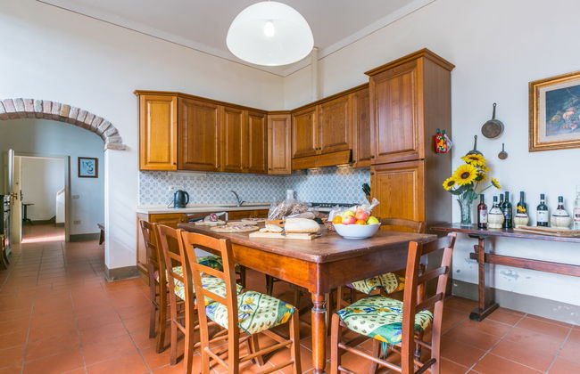 16 bedroom House in San Miniato with private pool and garden - Photo 39