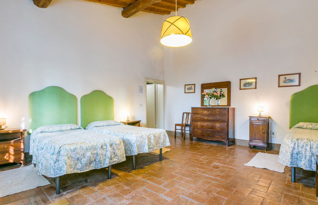 16 bedroom House in San Miniato with private pool and garden - Photo 35