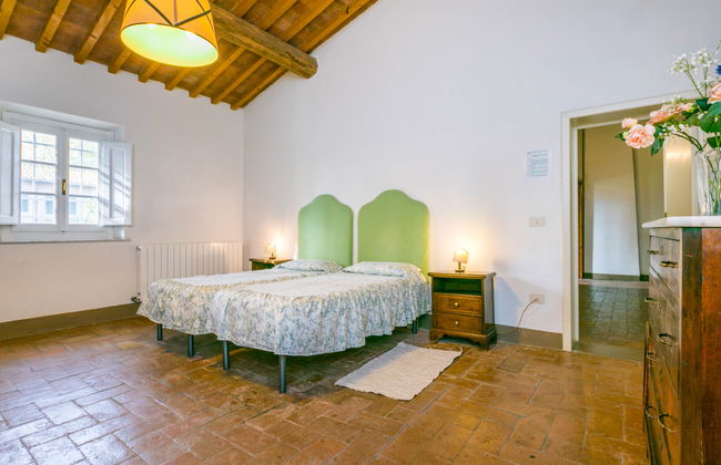 16 bedroom House in San Miniato with private pool and garden - Photo 34
