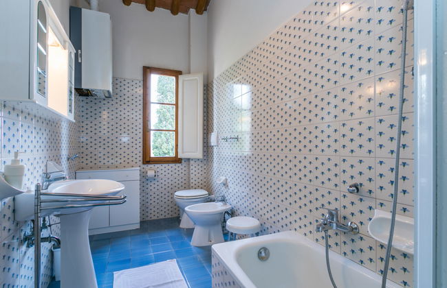 16 bedroom House in San Miniato with private pool and garden - Photo 56