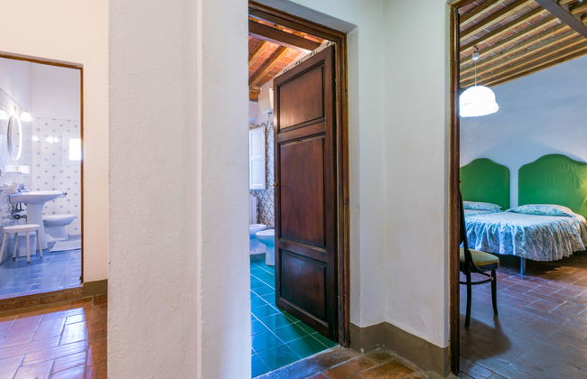 16 bedroom House in San Miniato with private pool and garden - Photo 33