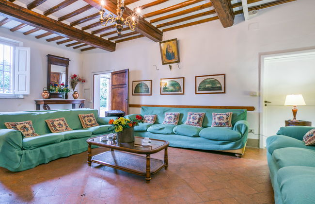10 bedroom House in San Miniato with private pool and garden - Photo 14