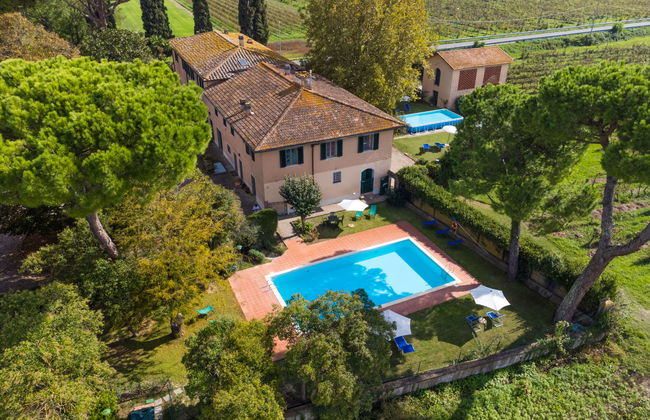 16 bedroom House in San Miniato with private pool and garden - Photo 1