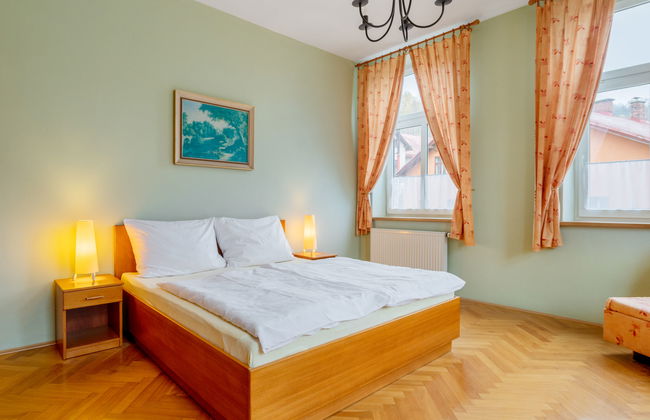 Apartamento de 2 quartos em Desná com banheira de hidromassagem - Foto 11