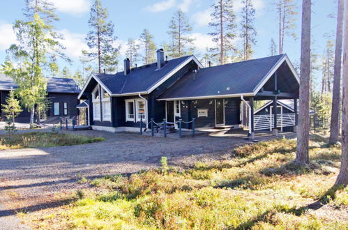 Foto 20 - Haus mit 1 Schlafzimmer in Kolari mit sauna und blick auf die berge