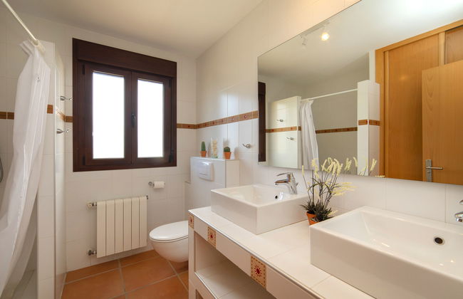 Casa de 6 quartos em Finestrat com piscina privada e jardim - Foto 25