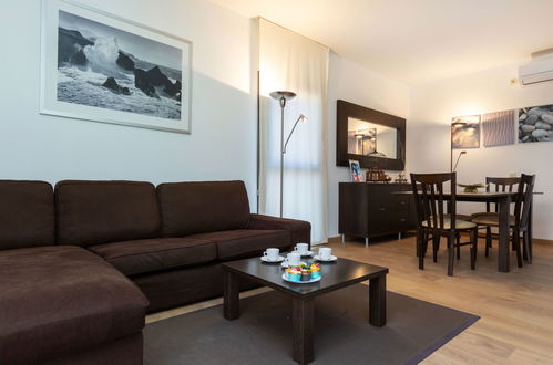 Foto 9 - Apartamento de 3 quartos em Lloret de Mar com piscina e jardim