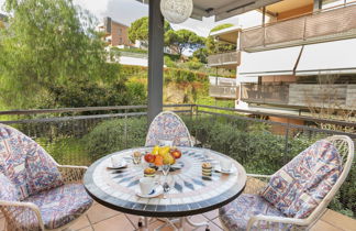 Photo 2 - 3 bedroom Apartment in Lloret de Mar with swimming pool and sea view