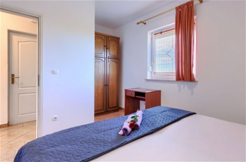 Foto 27 - Appartamento con 2 camere da letto a Labin con piscina e vista mare