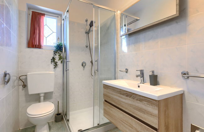 Apartamento de 3 quartos em Labin com piscina e jardim - Foto 30