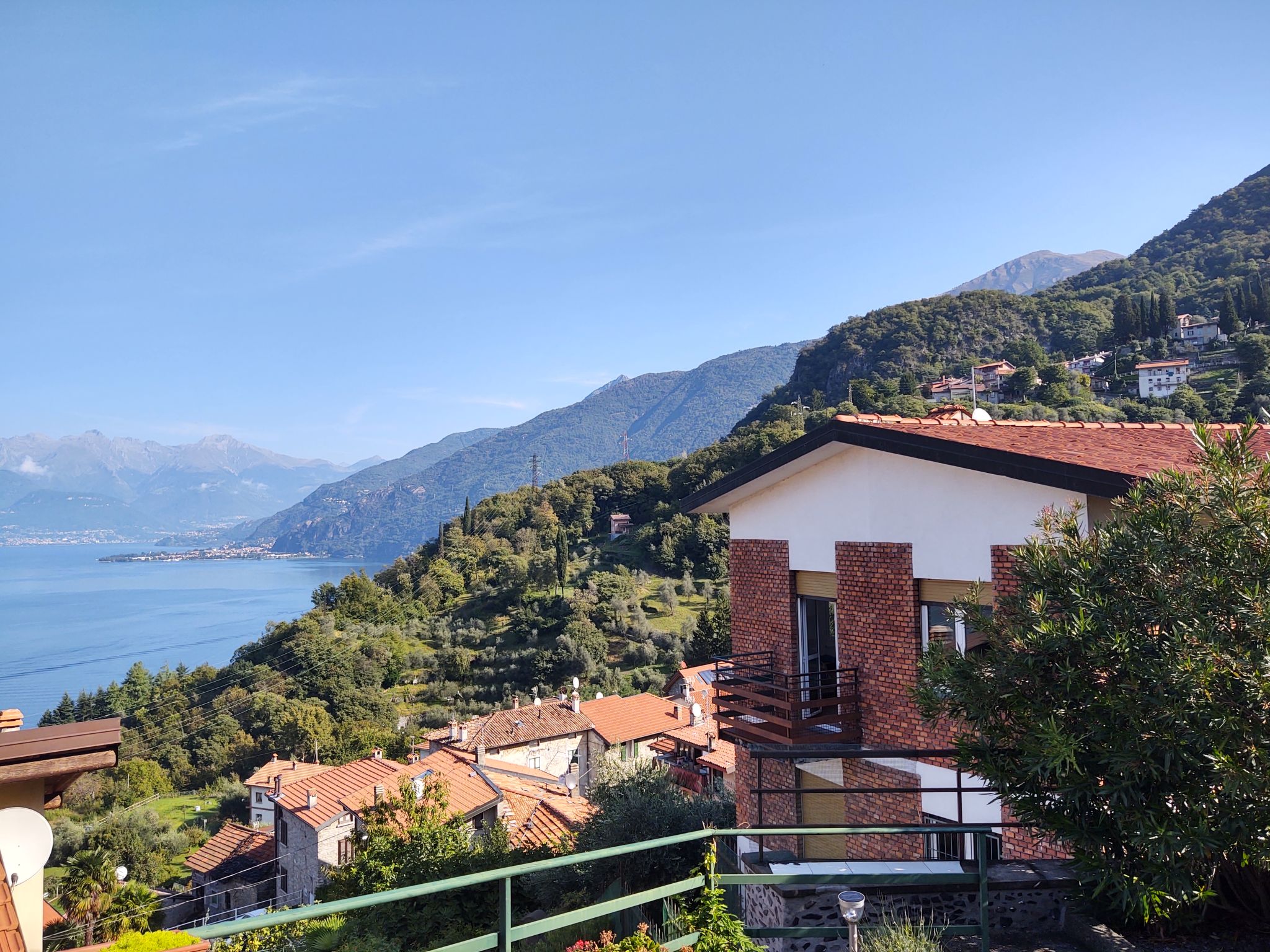 Foto 30 - Casa de 5 quartos em Perledo com jardim e vista para a montanha