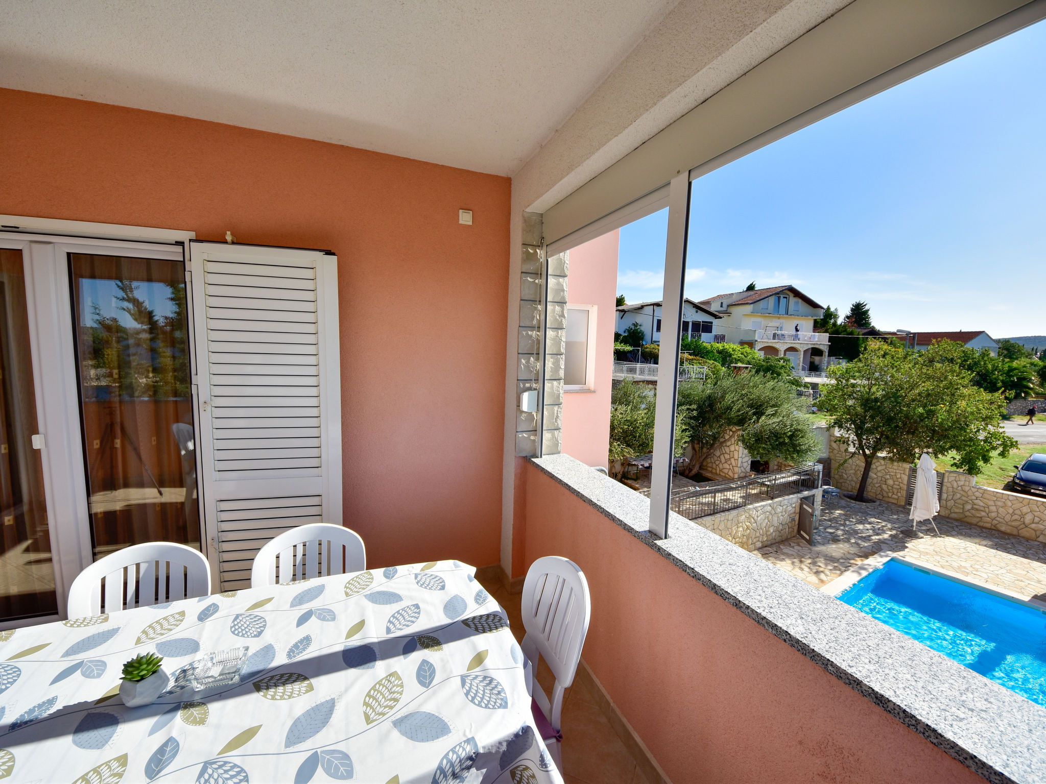 Photo 6 - Appartement de 2 chambres à Jasenice avec piscine et vues à la mer